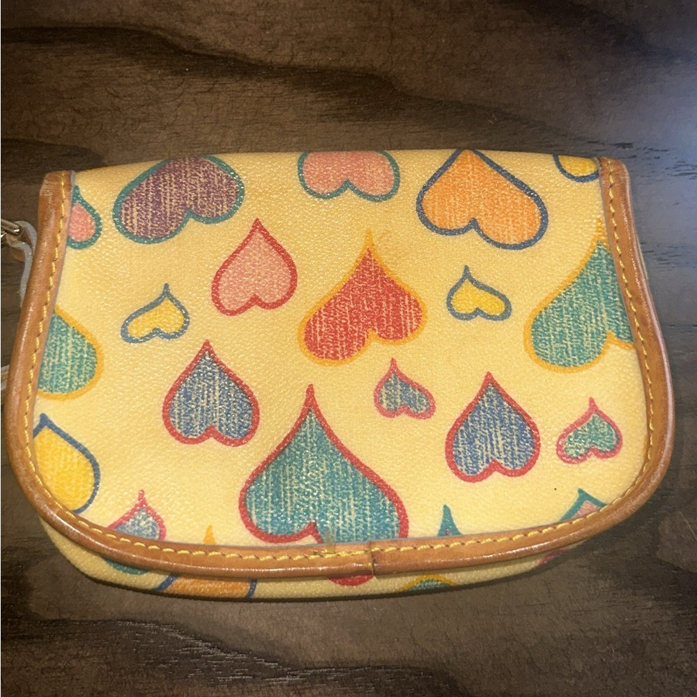 Dooney & Bourke Vintage Graffiti Heart Print Wristlet - Picture 3 of 6